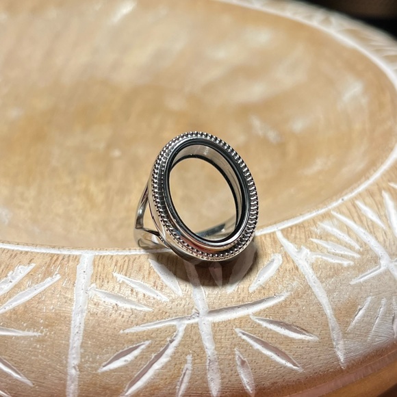 Origami Owl Silver Vintage Living Locket Ring - Size 8 - Picture 5 of 14